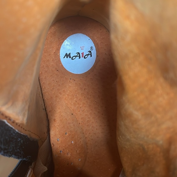 TMA MAIA company women’s leather metallic boots 7.5 NWT - Picture 11 of 15